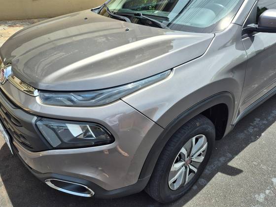 FIAT TORO 1.8 16V EVO FLEX FREEDOM AT6 FIAT TORO 1.8 16V EVO FLEX FREEDOM AT6